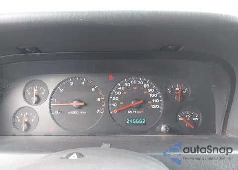 2000 Jeep Grand Cherokee Laredo from USA, damaged, VIN 1J4GW48N1YC149445